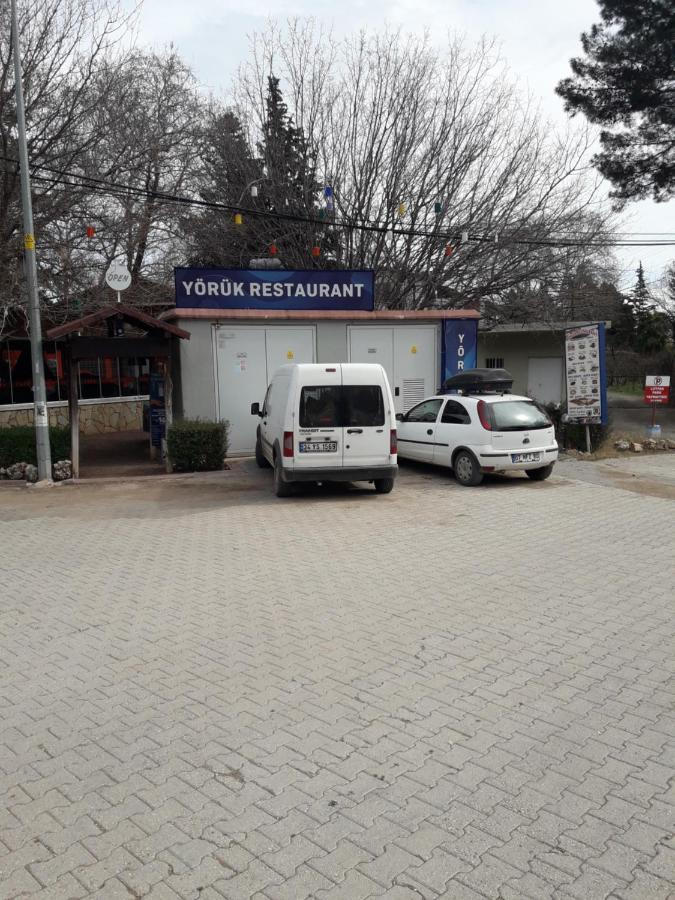 Karavan Kemer Bagian luar foto